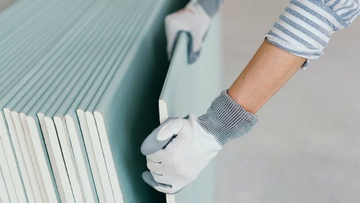 TRATAMIENTO DE JUNTAS ENTRE PLACAS DE YESO LAMINADO*