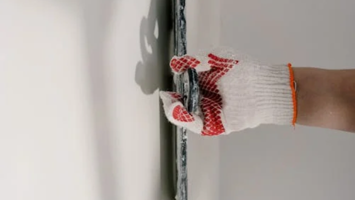 LABORES BÁSICAS EN INSTALACIÓN DE PLACA DE YESO LAMINADO*